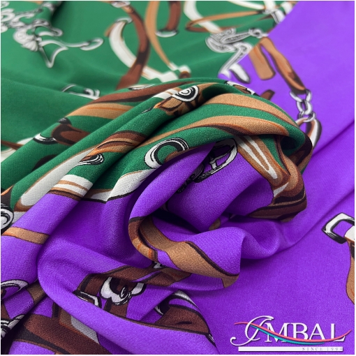 Шелк матовый принт Gucci платок 140х140 см в зеленовато-фиолетовых тонах