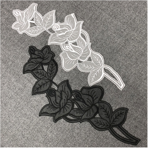 Кружево хлопковая вышивка на капроне цветочная ветвь черного / белого цвета (480 руб.шт)