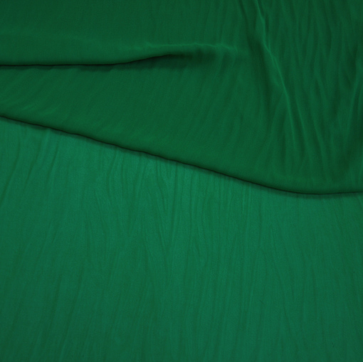 Плательная вискоза изумрудно-травяного цвета
