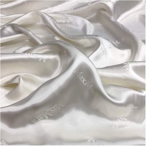 Подкладка вискозная дизайн Max Mara молочного цвета