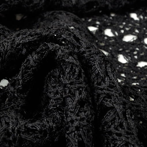 Плетеное кружево черного цвета с бахромой по краю