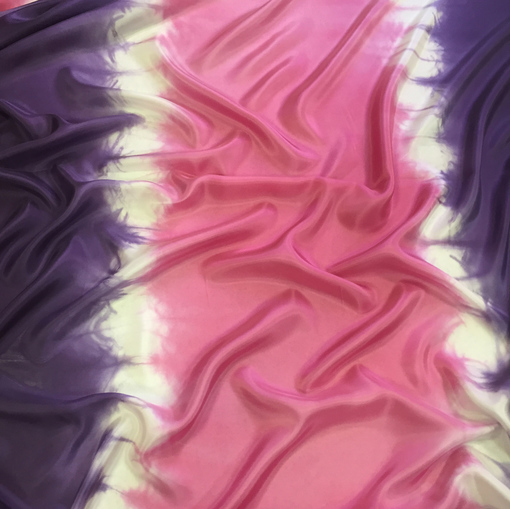 Шелк атлас купон абстракция в розово-сиреневых тонах