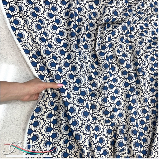 Ткань плательная хлопок с вискозой принт геометрические синие цветы