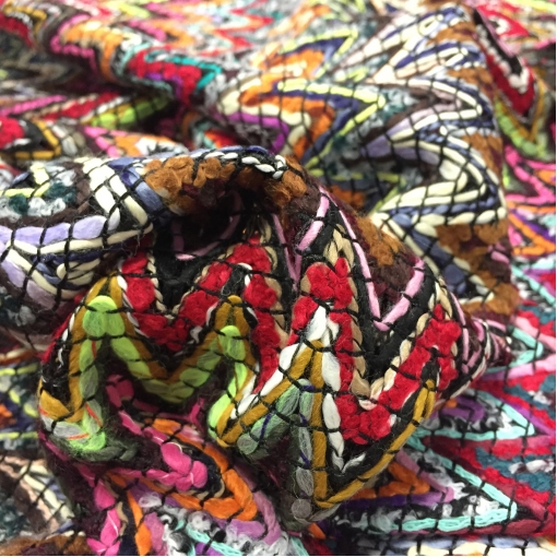 Ткань нарядная костюмная Missoni плетеная разноцветные зигзаги