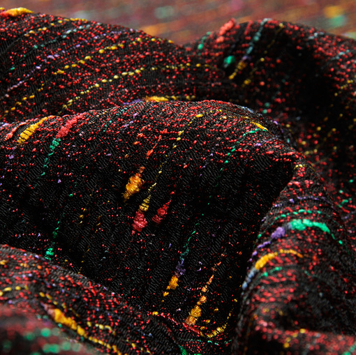 Костюмная нарядная шанель винного цвета с цветными нитями