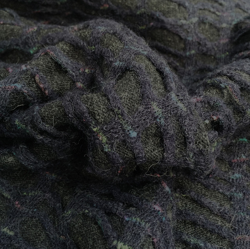 Трикотаж шерстяной Burberry сине-черные цветы объемной вязки 