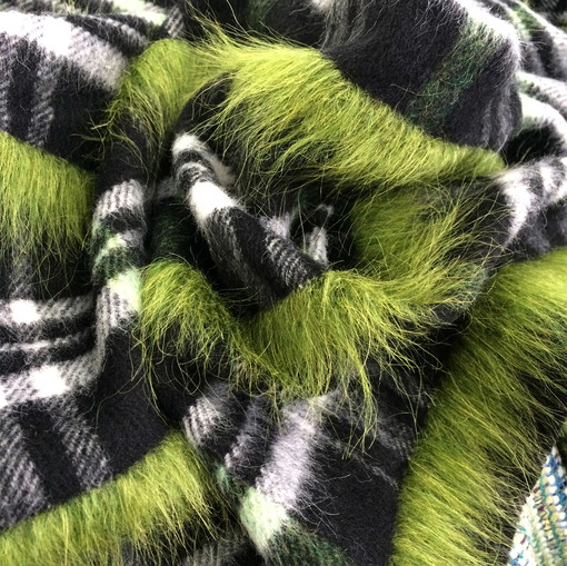 Ткань пальтово-костюмная с зеленой ворсовой полосой