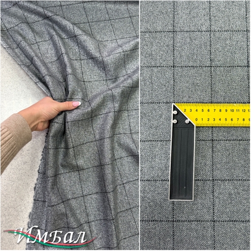 Ткань костюмная дизайн Pinko правильная клетка серого цвета с люрексом