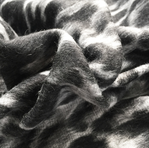 Ткань пальтовая с ворсом серо-черный леопард 