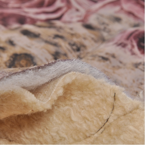Курточная ткань на синтепоне с вязанным мехом и печатным рисунком