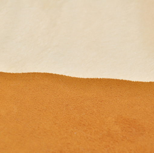 Искусственная дубленка песочно-коричневого цвета с кремовым мехом