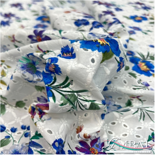 Кружевное шитье дизайн Blumarine хлопковое синие колокольчики на белом фоне