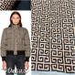 Ткань курточная стеганная дизайн GUCCI с черными логотипами на бежевом фоне