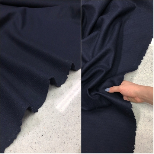 Ткань пальтовая Burberry в легкую диагональ темно-синего цвета
