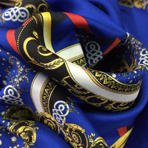 Шелк креп синие платки принт Versace