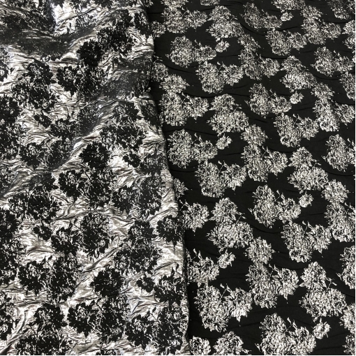 Жаккард нарядный двухсторонний с люрексом D&G цветы в черно-серебристых тонах