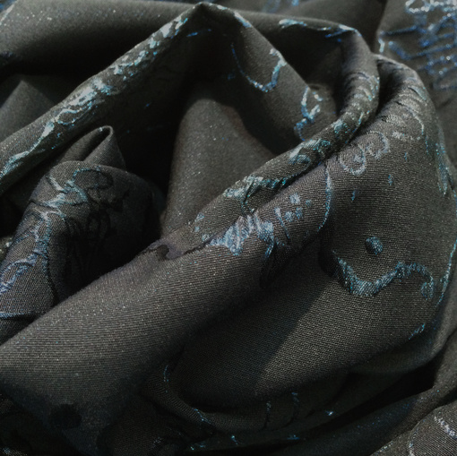 Жаккард нарядный стрейч черно-синие цветы 