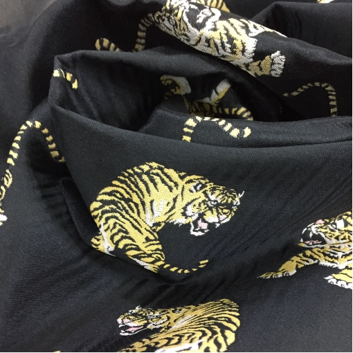 Жаккард нарядный дизайн Giamba  тигры на черном фоне