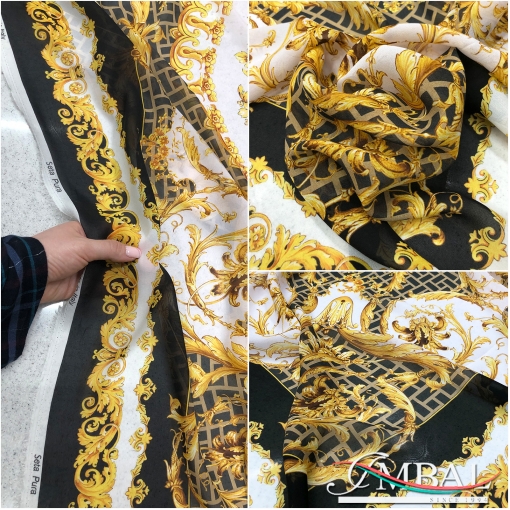 Шелк шифон принт Versace платок 140см х 140см  золотые вензеля на клетчатом фоне