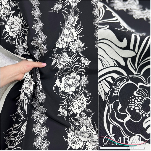 Ткань курточно-плащевая формодержащая из шелка Valentino продольные цветочные гирлянды