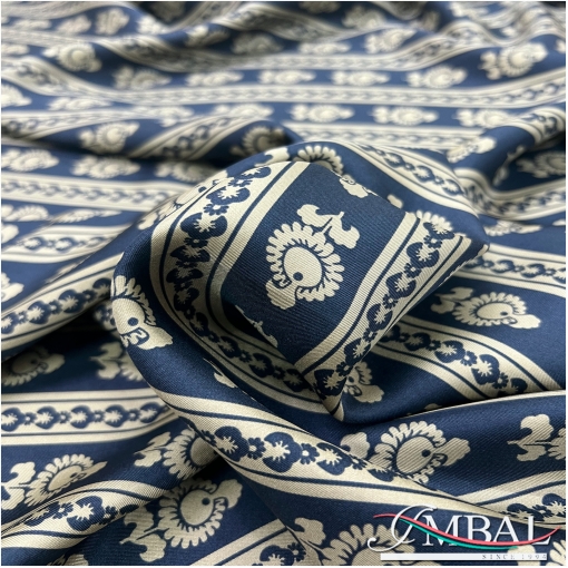 Шелк матовый струящийся принт Max Mara синие полосы с цветочным орнаментом