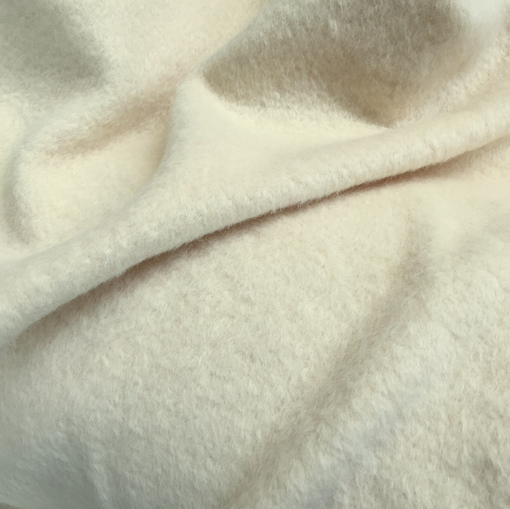 Пальтовая ворсовая тёплая шерсть альпака ванильного цвета
