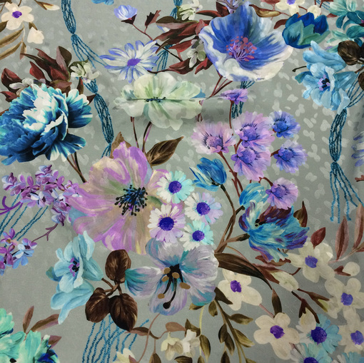 Шелк жаккардовый принт Blumarine цветы на серо-голубом фоне