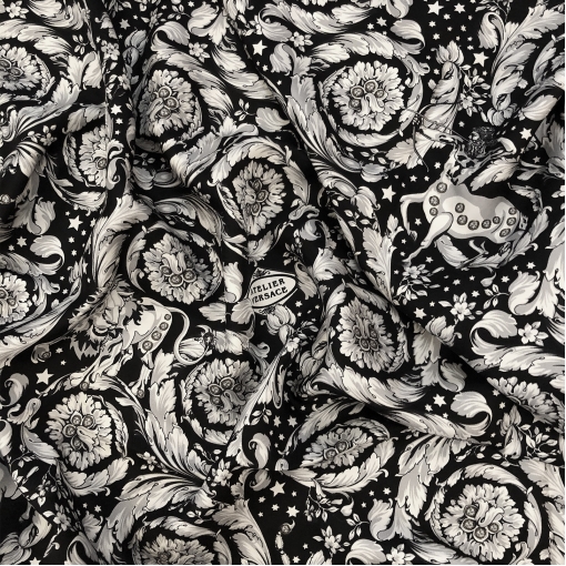 Шелк твил принт Versace черно-белый растительный орнамент