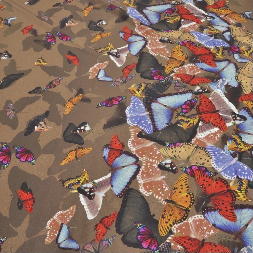 Шелк с атласной изнанкой стрейч с бабочками на коричневом фоне